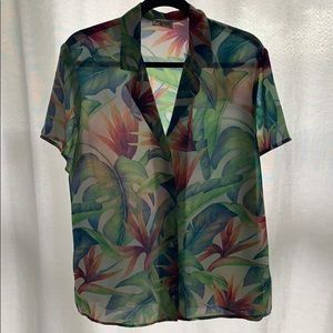 SMYM Maui Top! Lightly worn